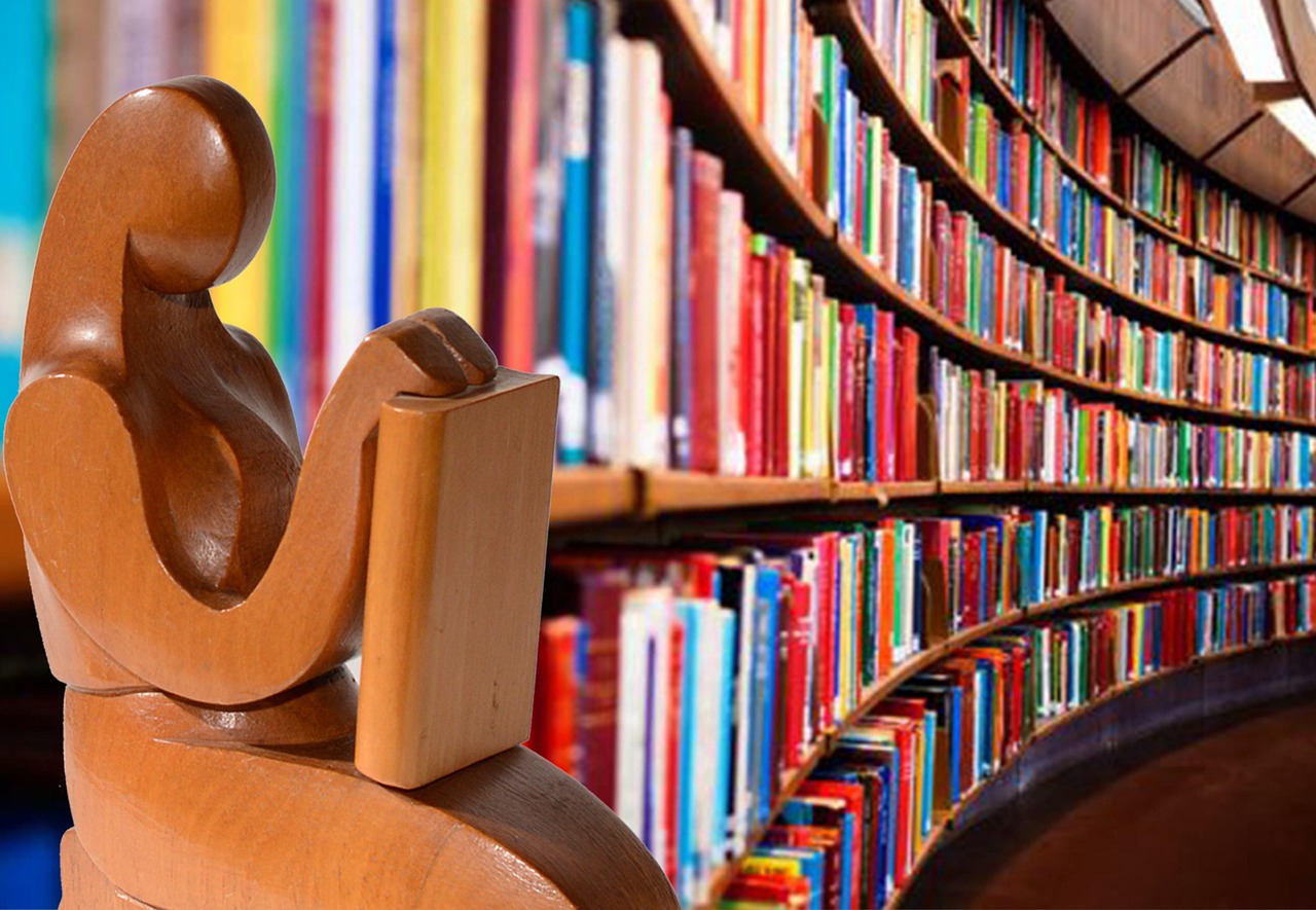 岩井圭也作品のイメージ画像（図書館）